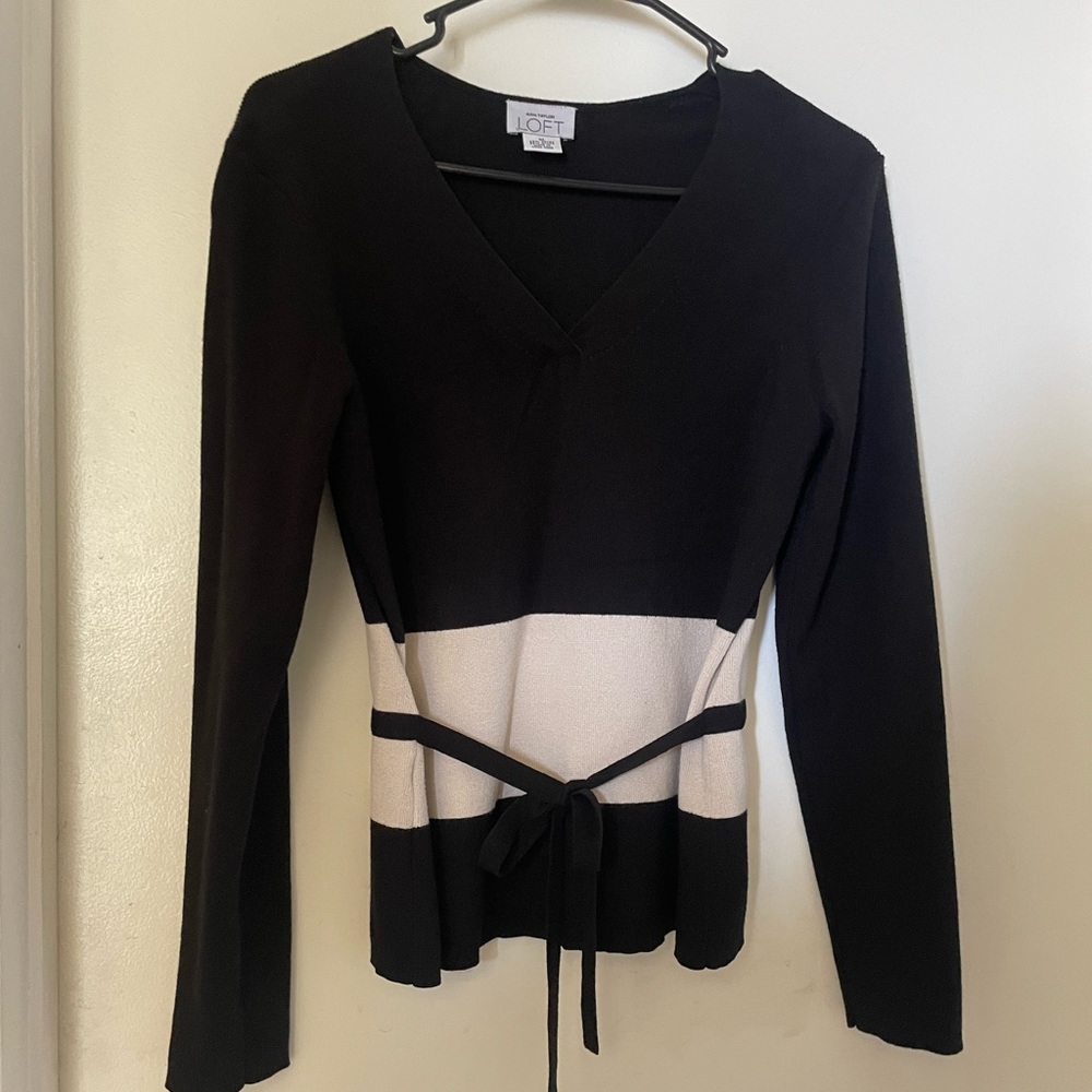 Black long sleeve size M business casual